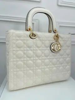 Cartera grande de relieve